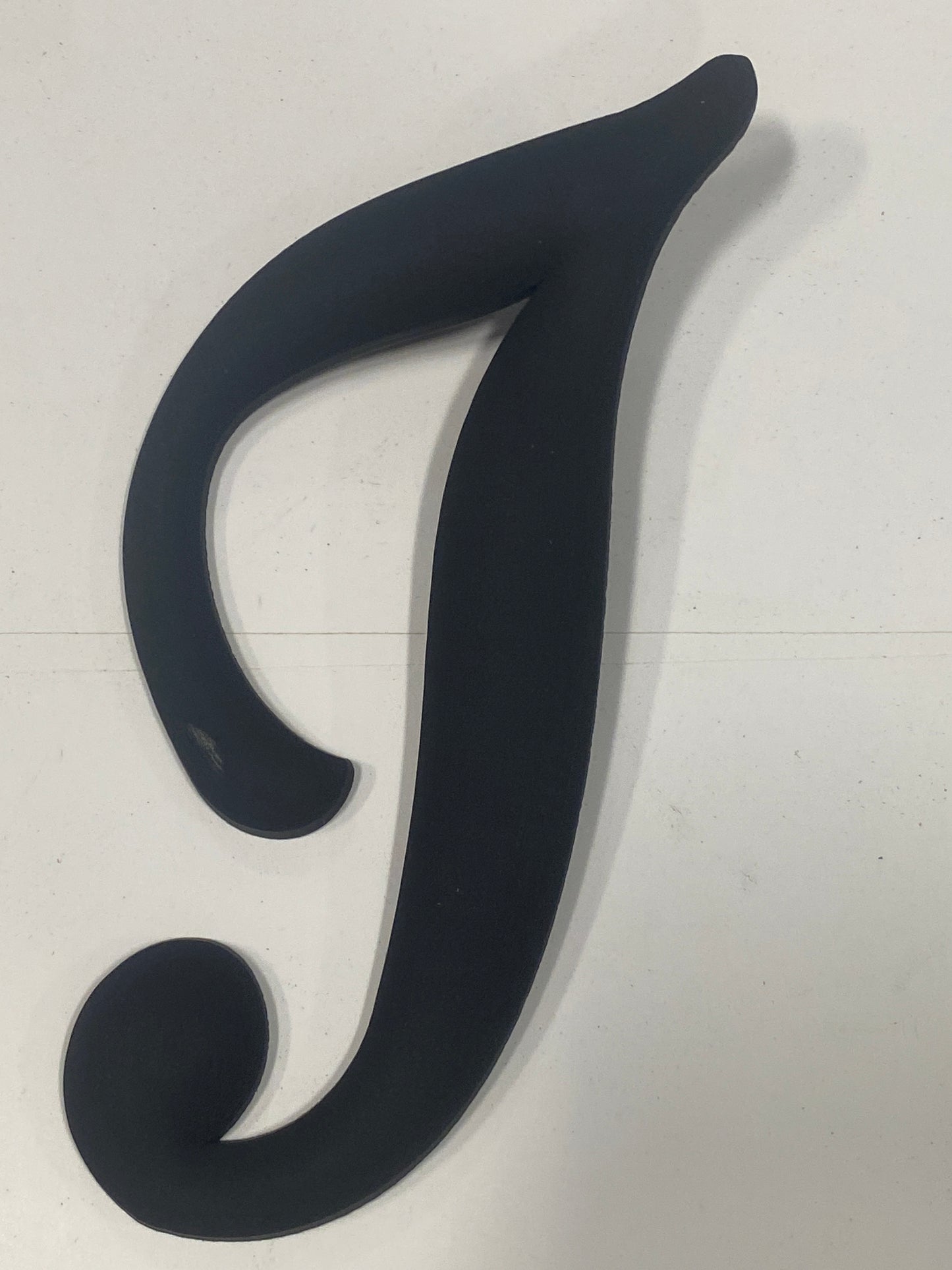 Black Big Letter I
