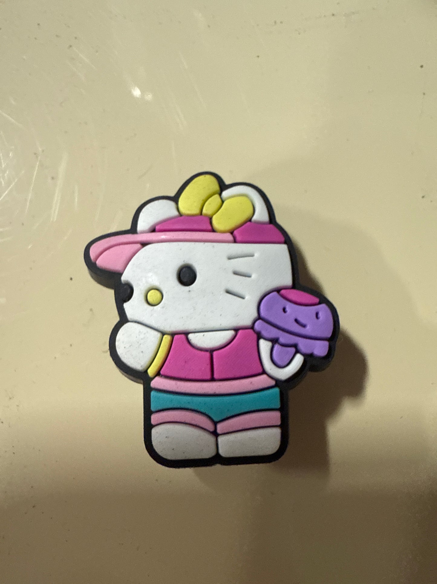 Hello Kitty 18a