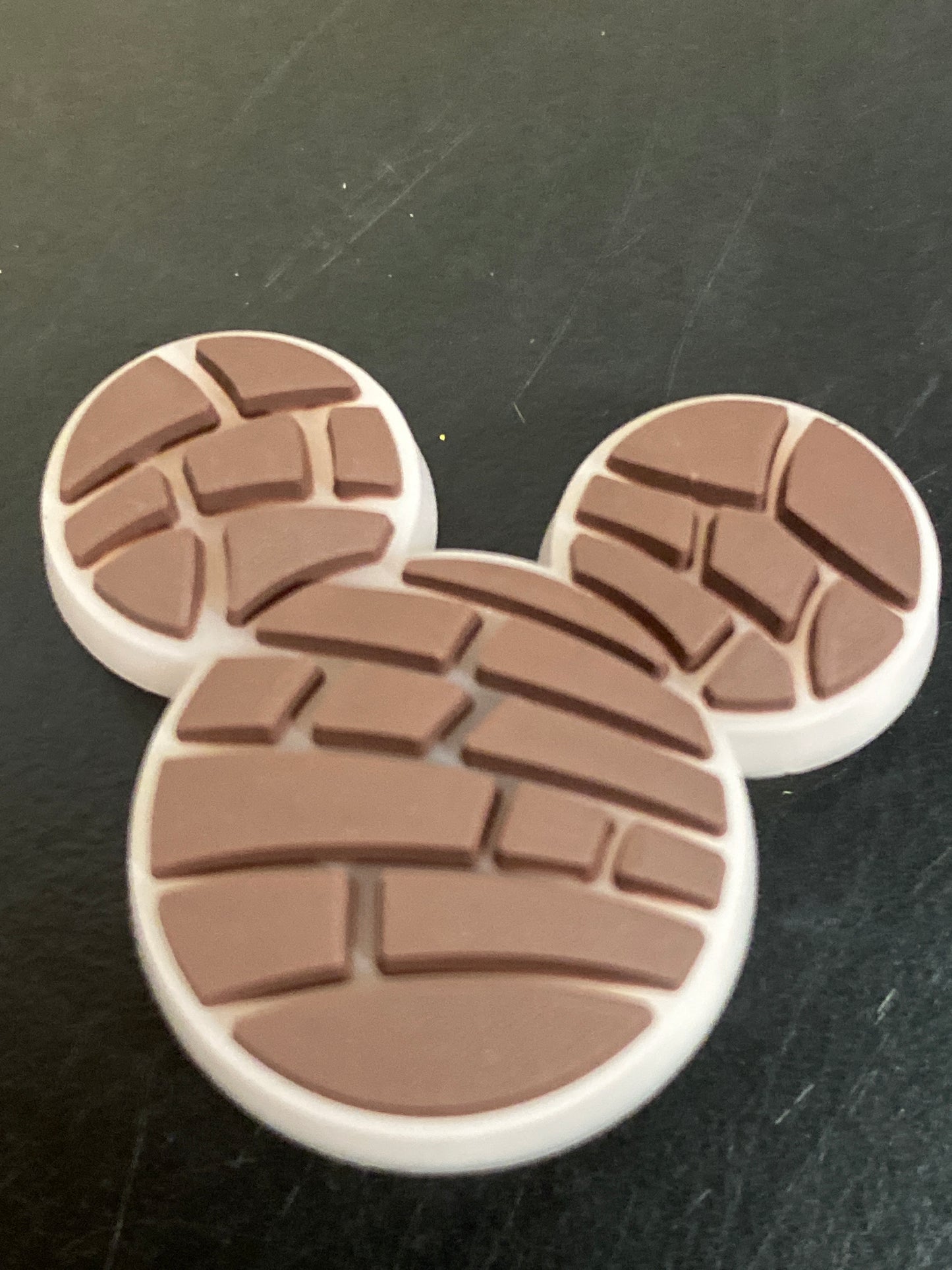 CONCHA/MICKEY