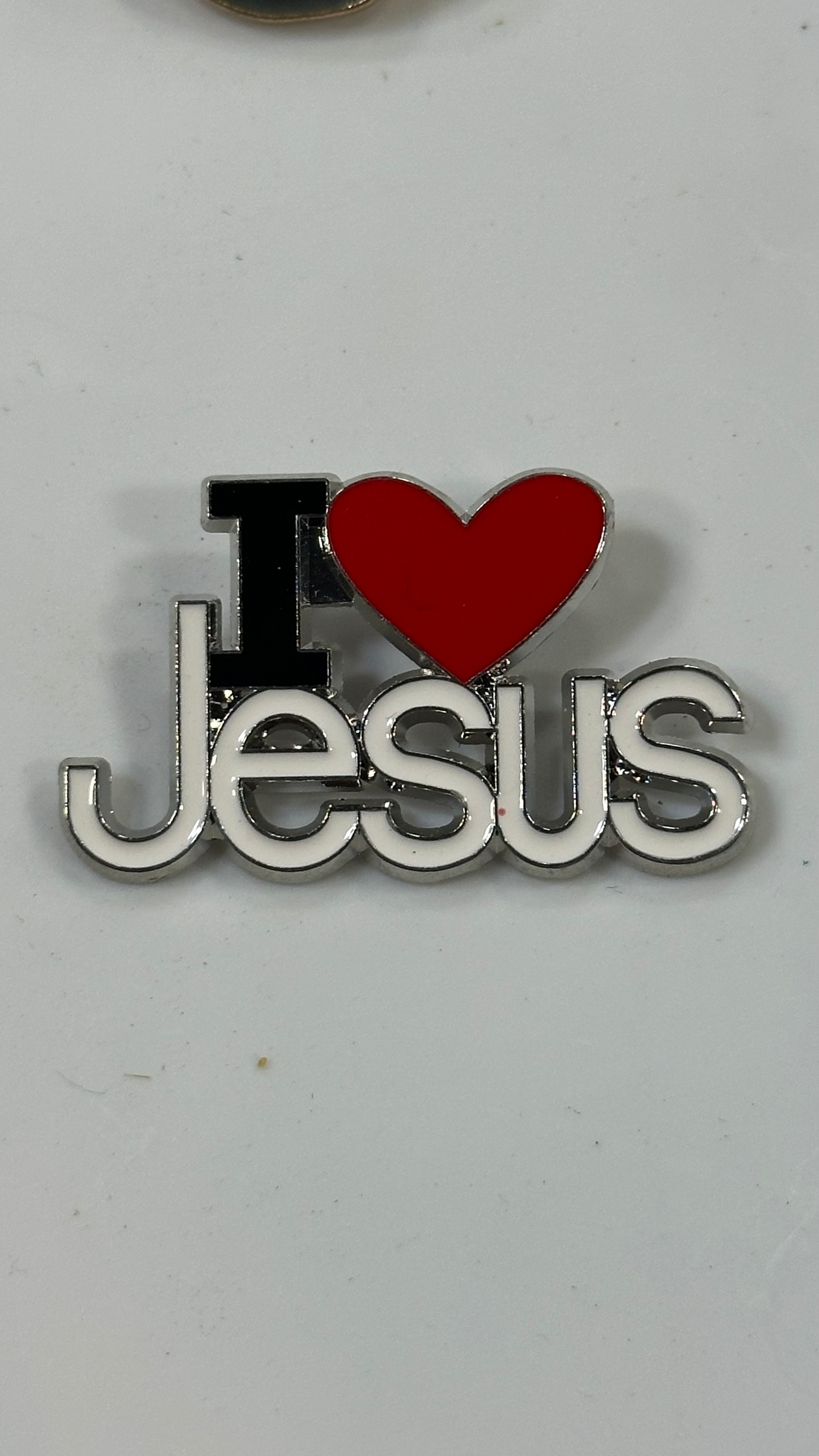 Metal Pin - I love Jesus