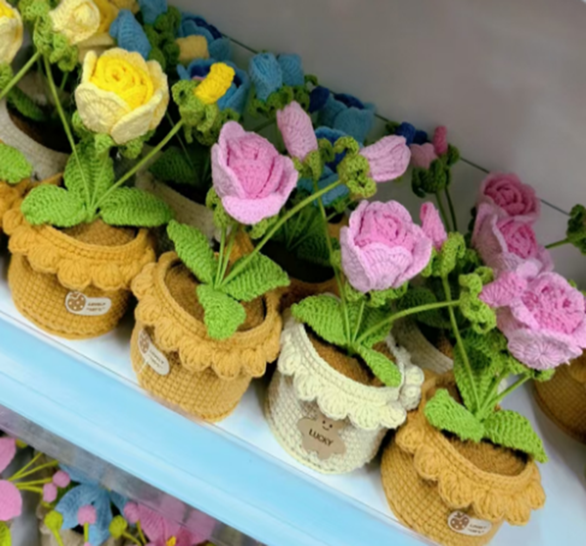 Rose Crochet Flower Pot
