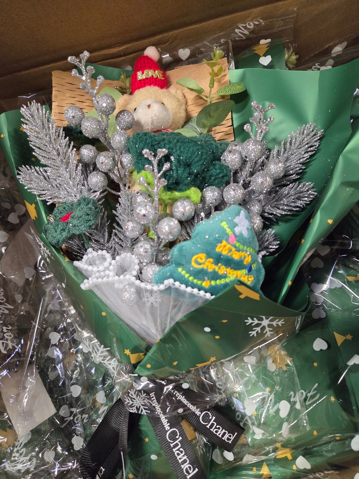 Crochet Bear Christmas Bouquet Green Wrap