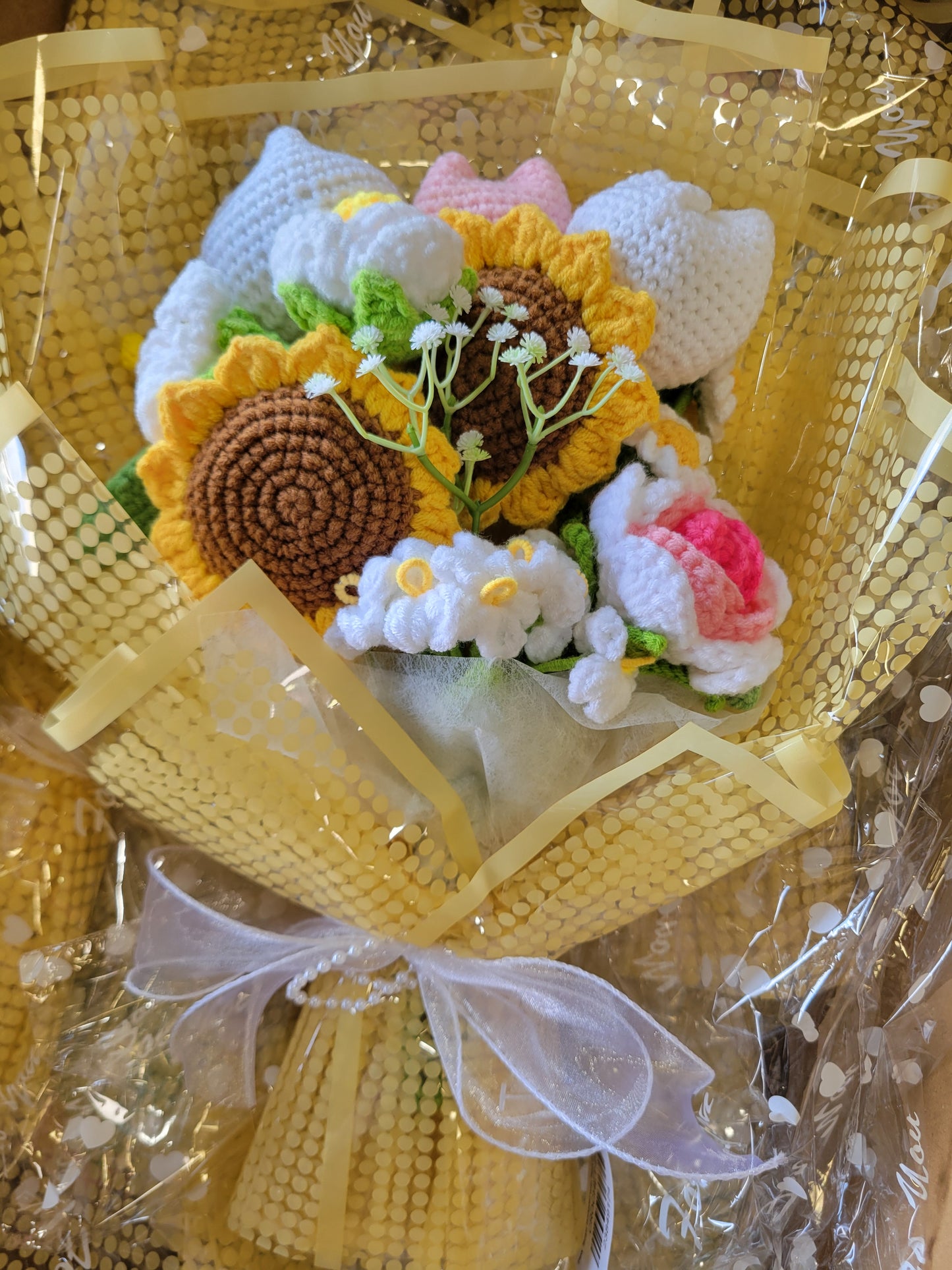 Gold Tanya Bouquet with Pink Rose, daisies and sunflowers