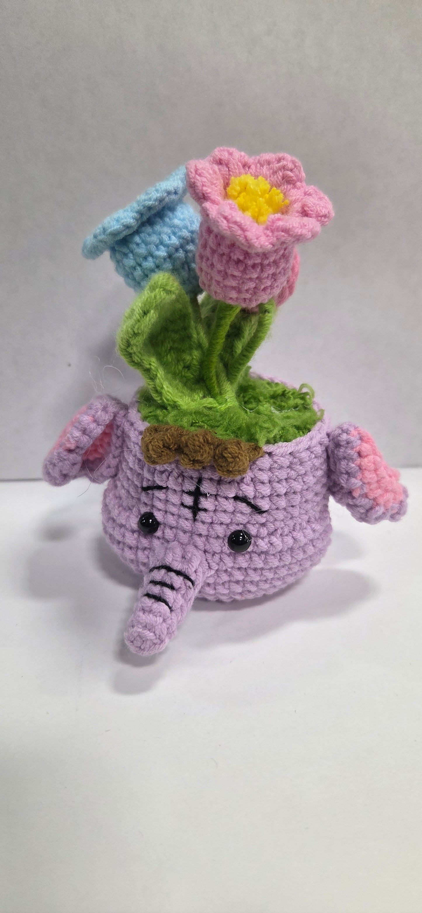 Crochet Elephant Flower Pots with Flowers