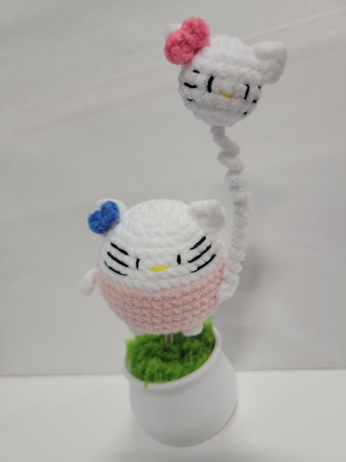 Pink & White Kitty Pot