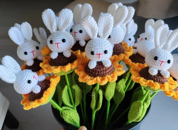 White Rabbit Sunflower Crochet Flowers / UJ088