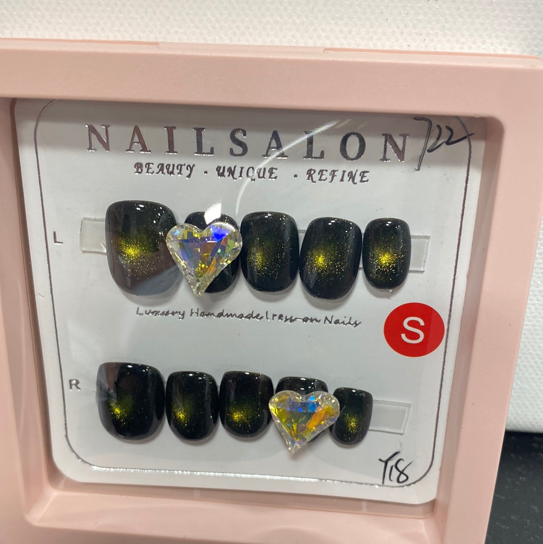 NOTW-NAIL-UJ722