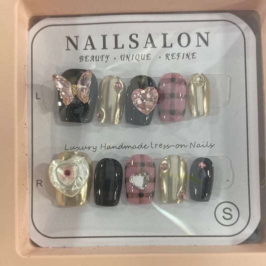 NOTW-NAIL-UJ911