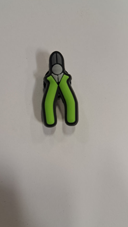 Pliers Green