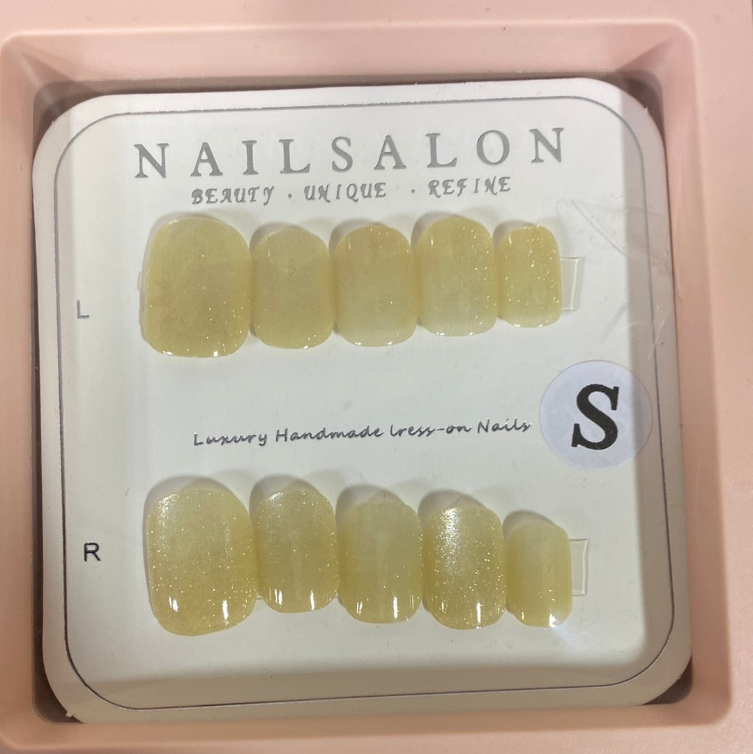 LILIAN NAIL