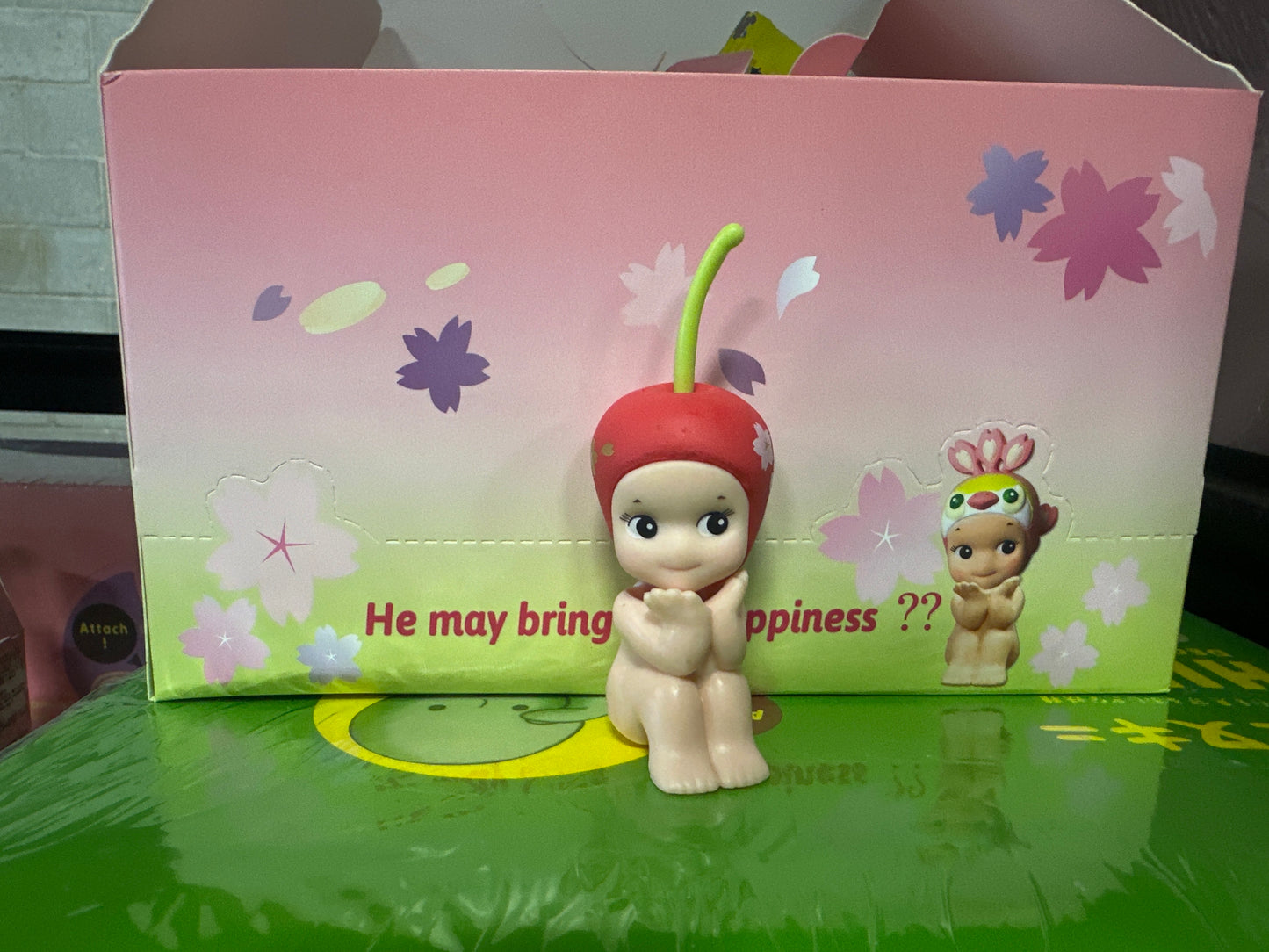 Sonny Angel Blind box - Cherry Blossom (Sitting) - 6 dolls