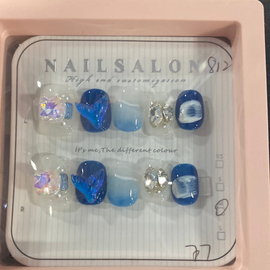 NOTW-NAIL-UJ812