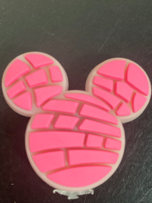 CONCHA/MINNIE