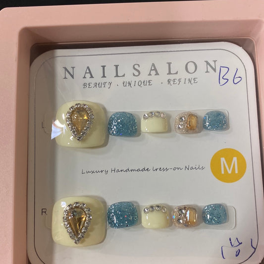 B6 AURORA NAIL