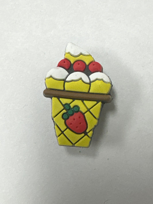 Yellow strawberry cake