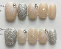 498 JANINA NAIL