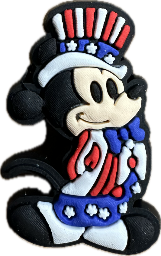 Universal_Pin Character Mickey Mouse Black-White