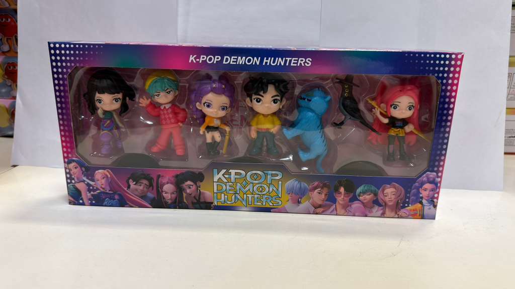 KPOP Demon Hunters LMNT510-3