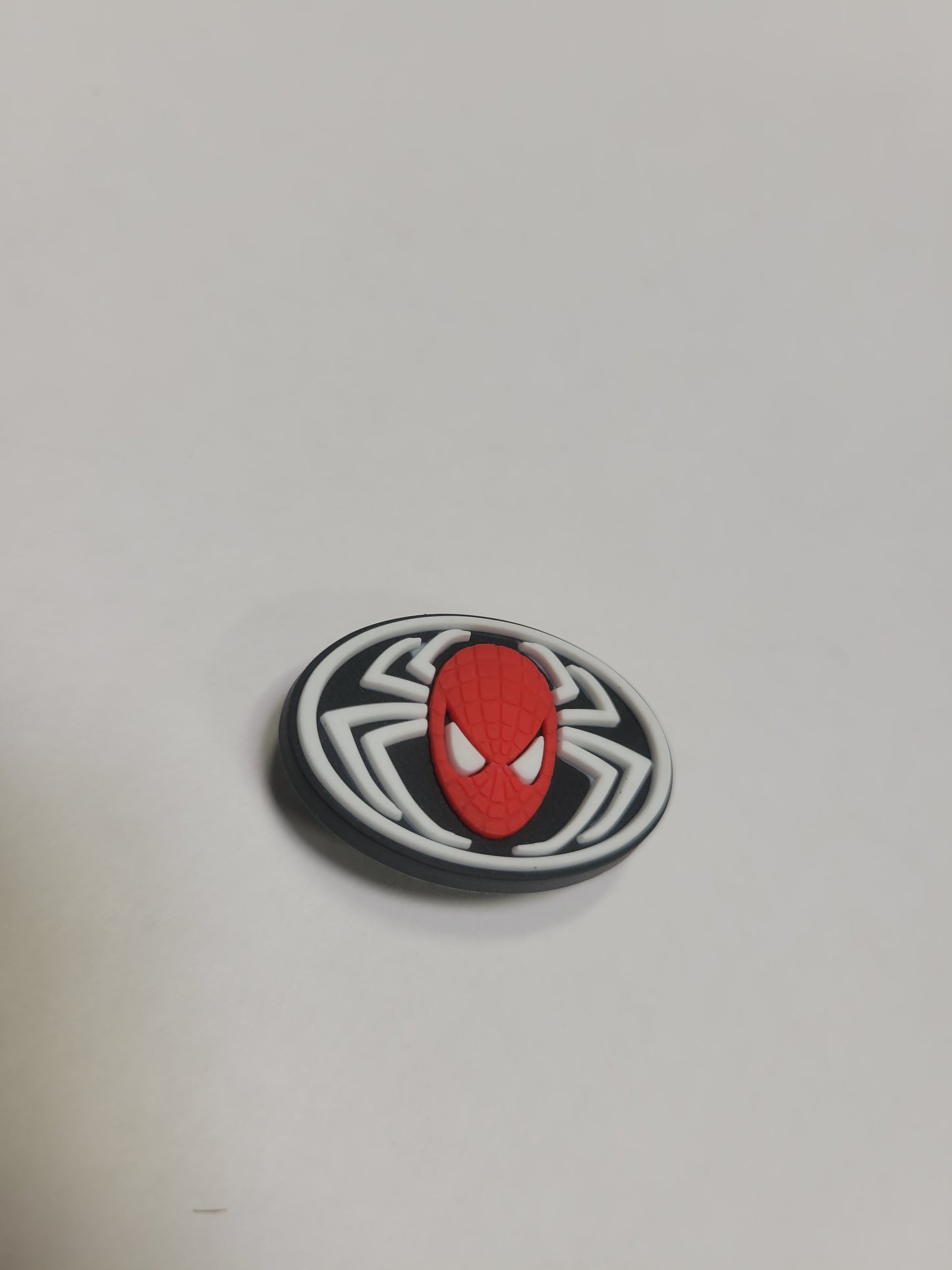 Spiderman Round Logo Charm (Marvel)