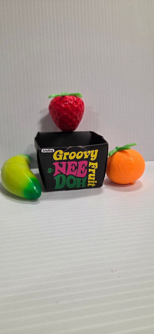 Groovy Fruit Needoh