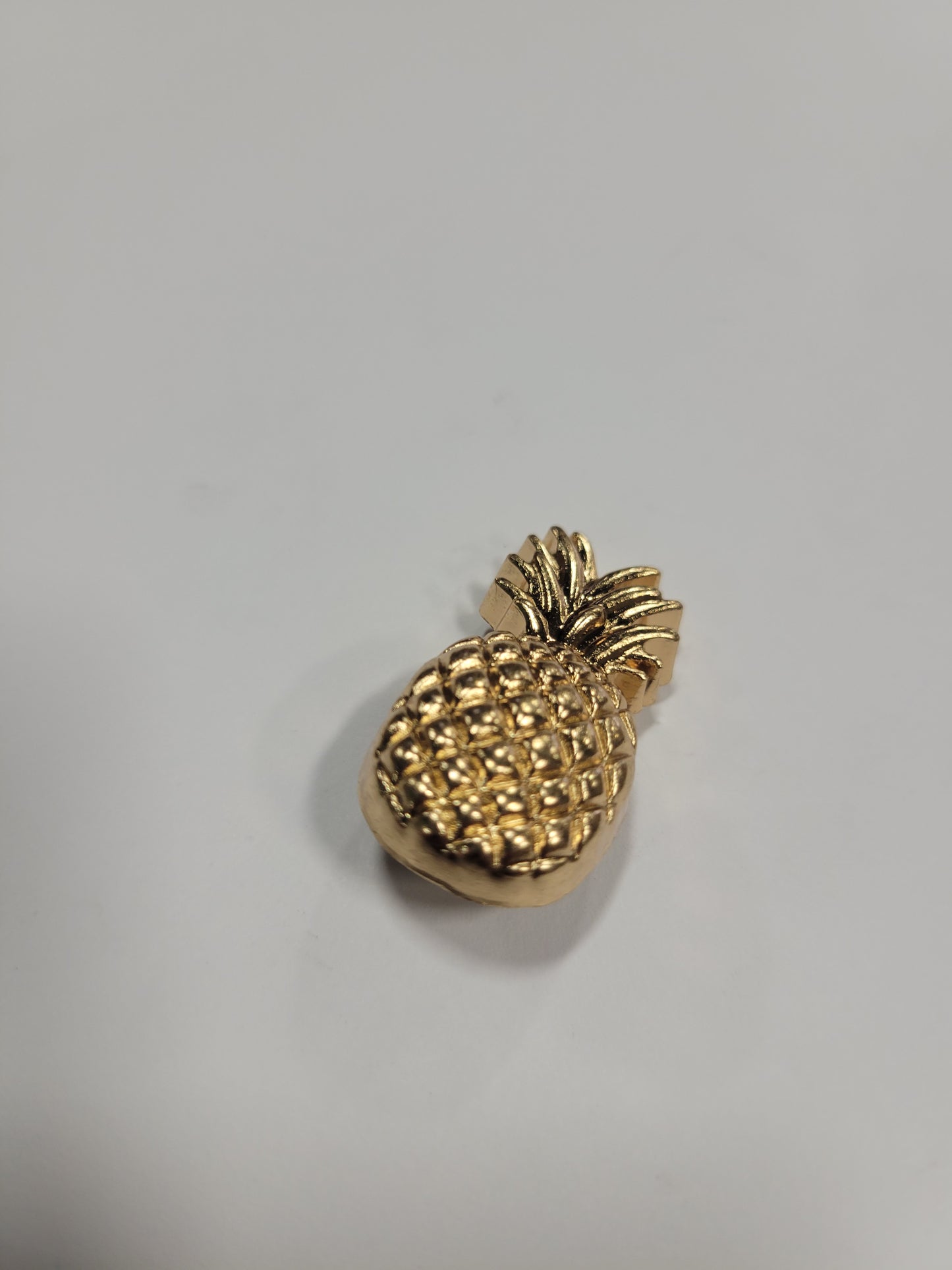 METAL CHARM - PINEAPPLE