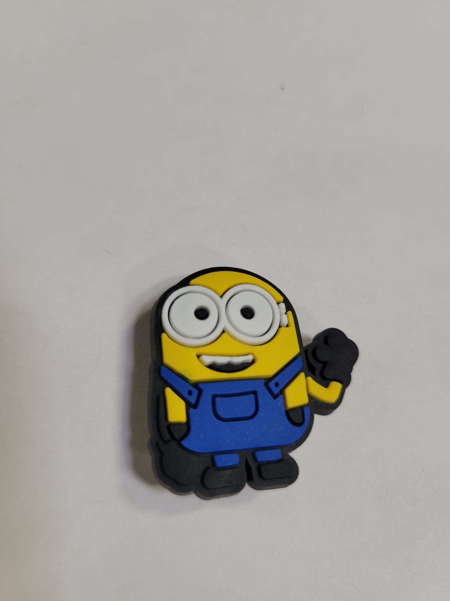 Minion Two Eyes Waving Charm (Despicable Me)