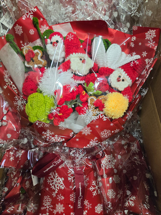 Crochet Santa Christmas Bouquet