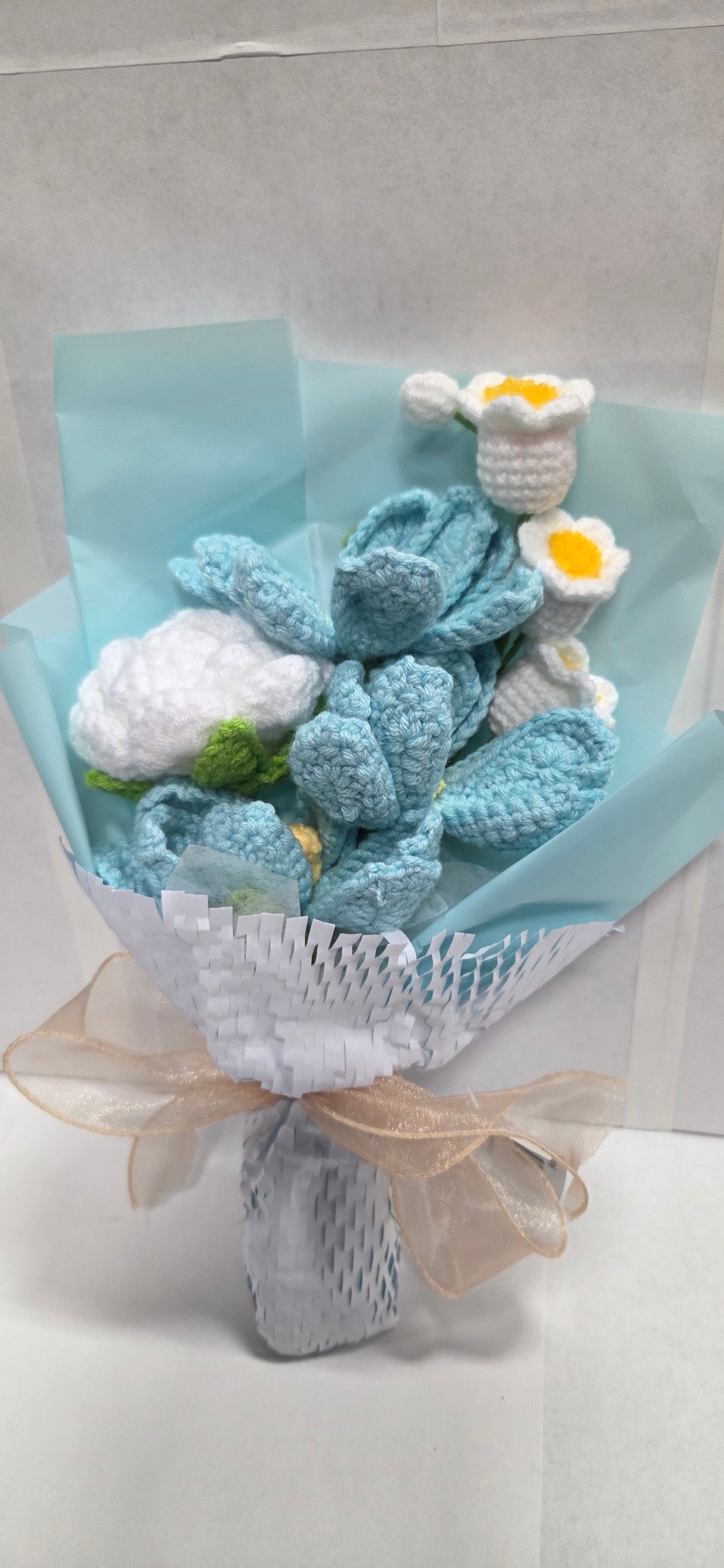 Crochet White Rose and Lily Bouquet with light mint  wrap